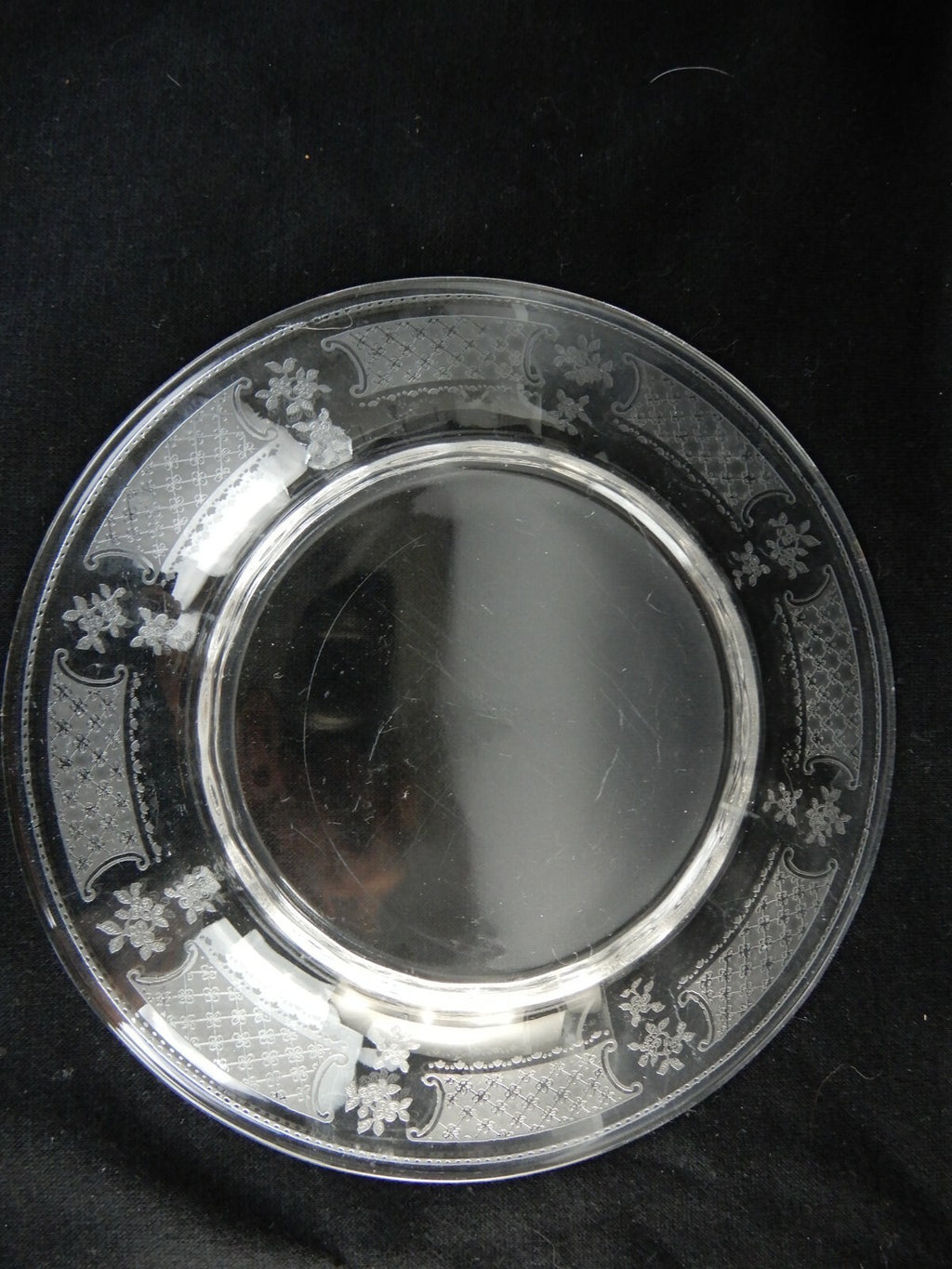 Vintage Clear Glass Floral Themed Luncheon Plates Set Of Six