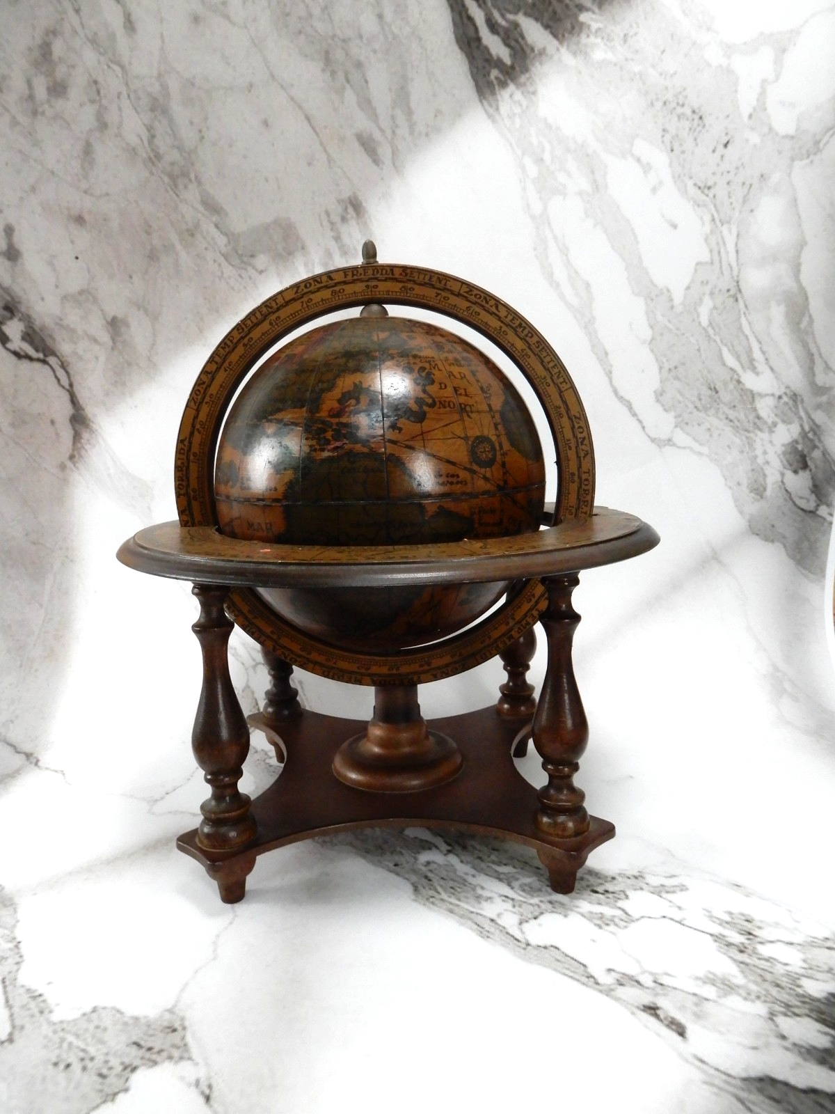 Vtge Italian Zodiac Celestial Globe Wood Stand Made in Italy Old World Decor 10"