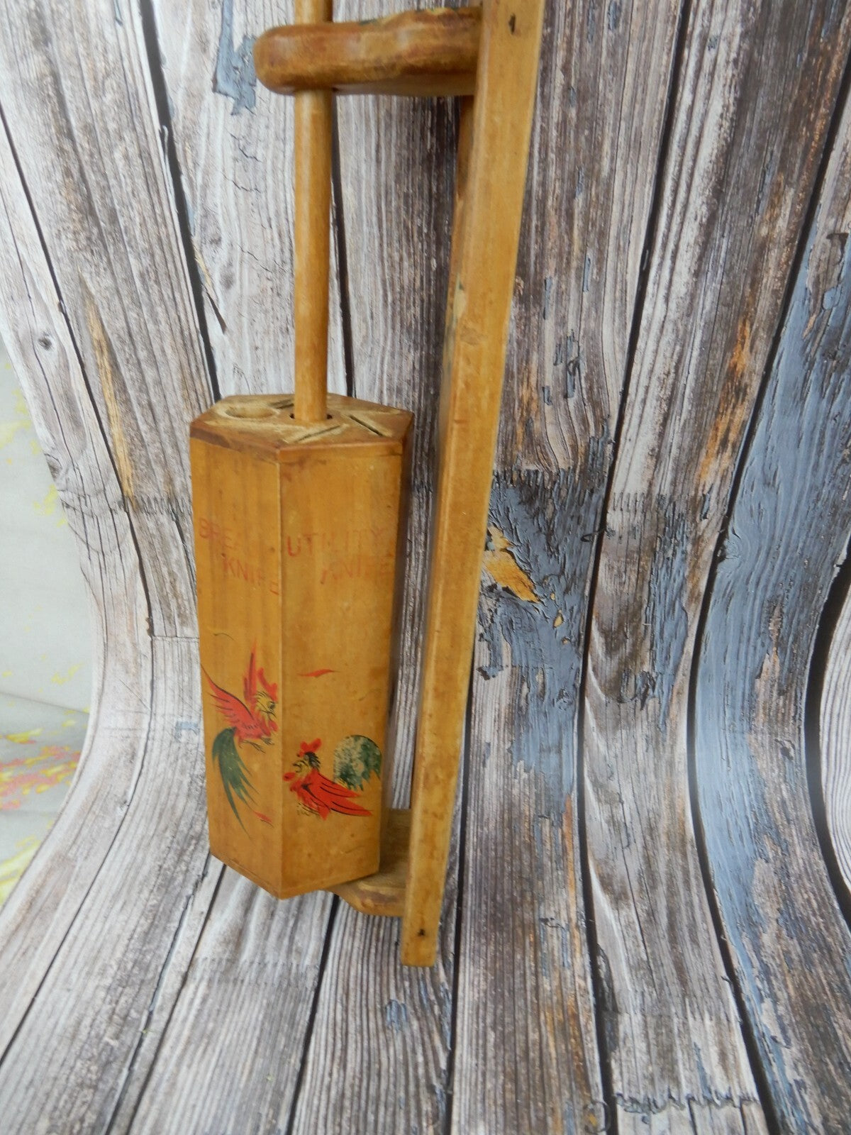 Vintage Wood Knife Holder Rack Wall Mount Kitchen Roosters & Chef Made in Japan