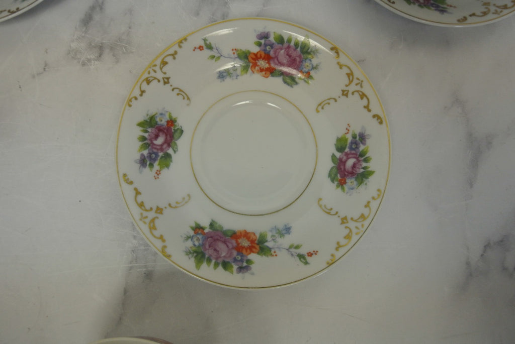 Set of 4 Vintage Ceramic Floral Cups & Saucers Bright White With Floral Design