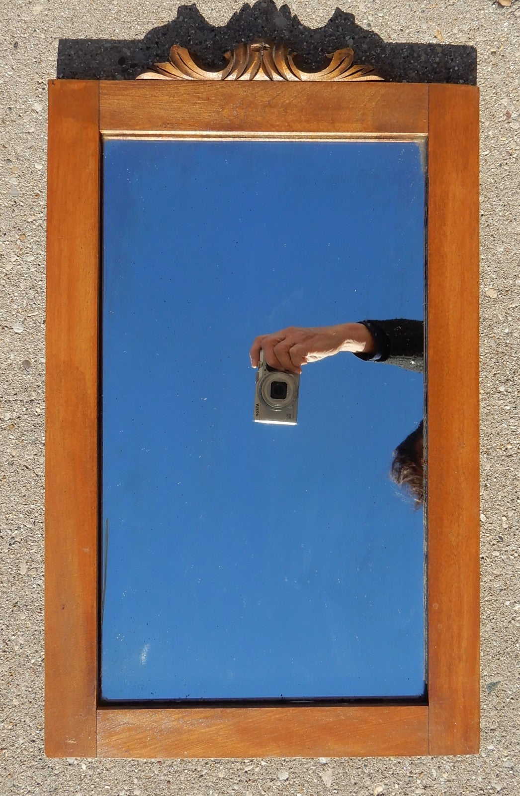 Vintage Carved Wood Wall Mirror Colonial Style 20-3/4"