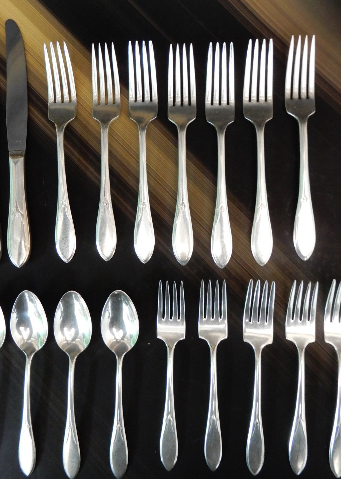 Set of 27 Pc. Rogers MFG Co 1938 Pickwick Pattern Silver Plate Flatware