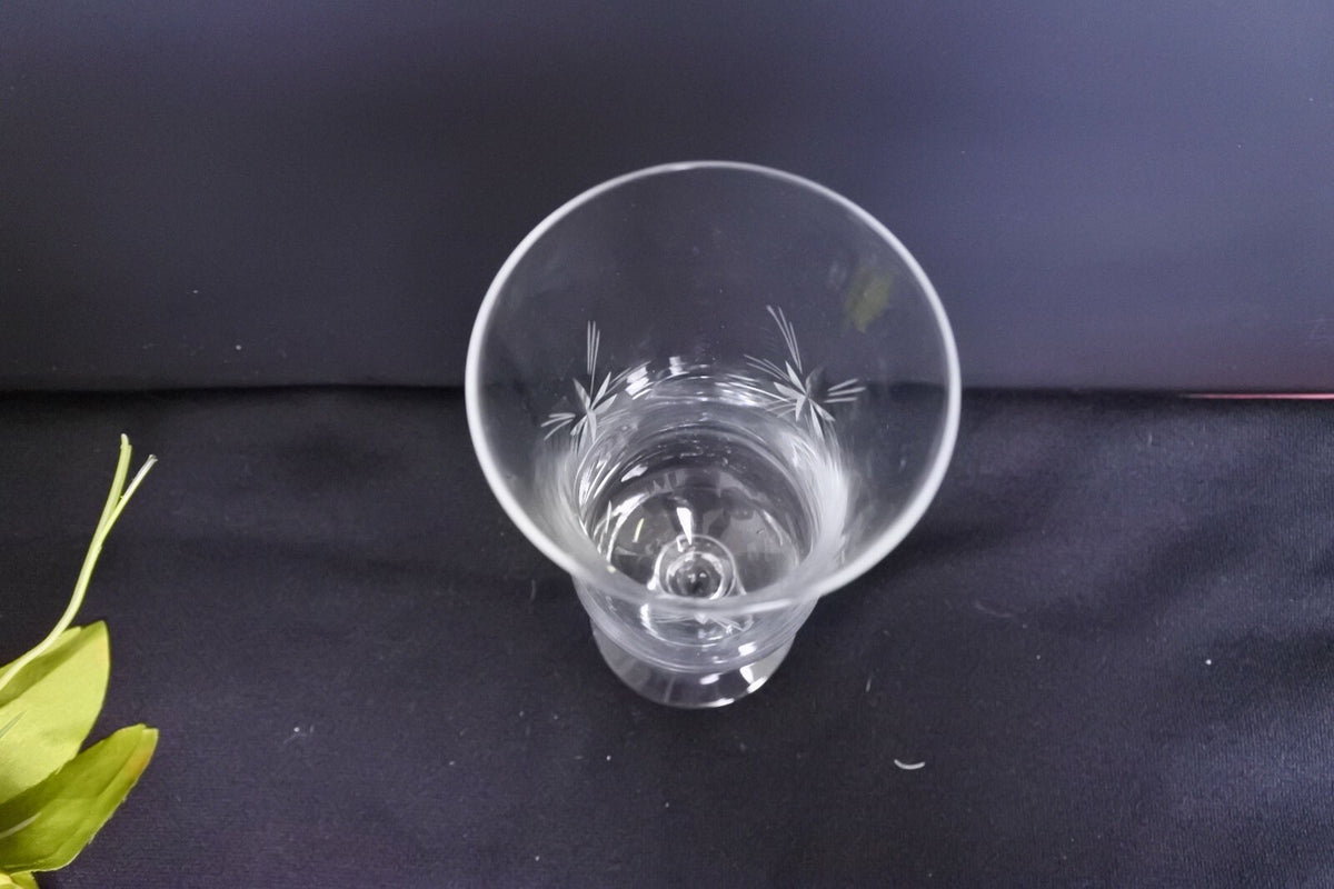 Pair Of Vintage Starburst Pattern Wine Goblets