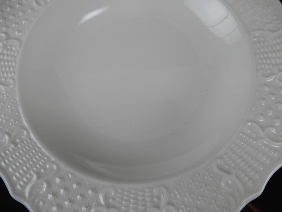 Six Canonsburg Pottery American Traditional Embossed Soup Bowls