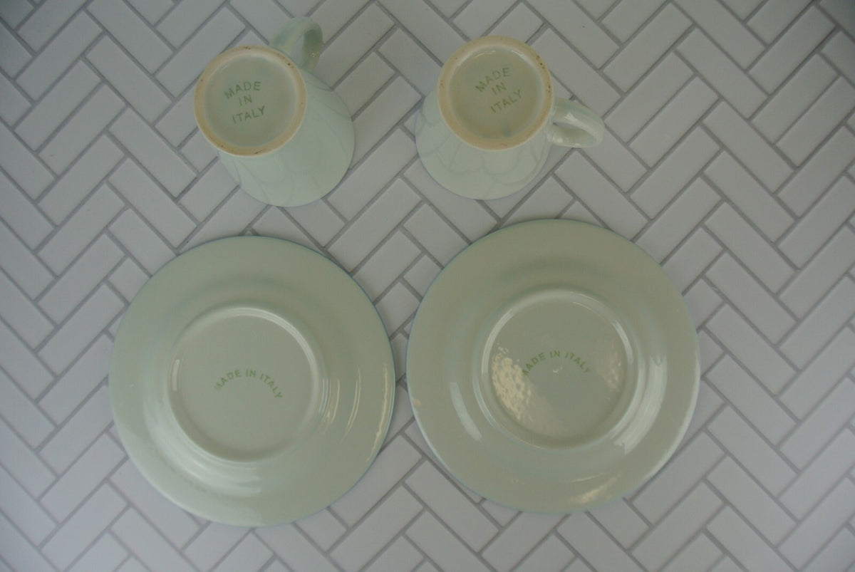 Set of 2 Sea Shell Dinnerware Two Plates, Two Mugs Made in Italy "A"