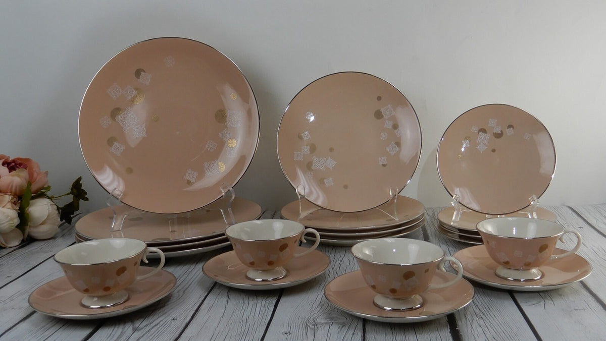 20- Piece Flintridge China "New Moon" 5 Piece Place Setting ~Service for- 4