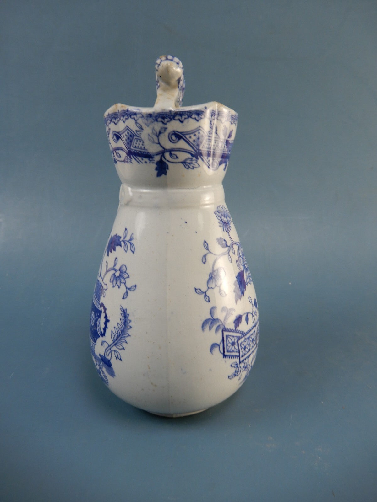 Antique Toothbrush Holder Vase Chinese Scroll Edge Malkin Co E.M.& Co, Argyle