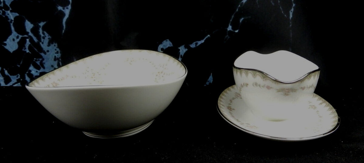 Vintage Porcelain Noritake Garland 5906 Pattern Oval Serving Bowl &Gravy Bowl