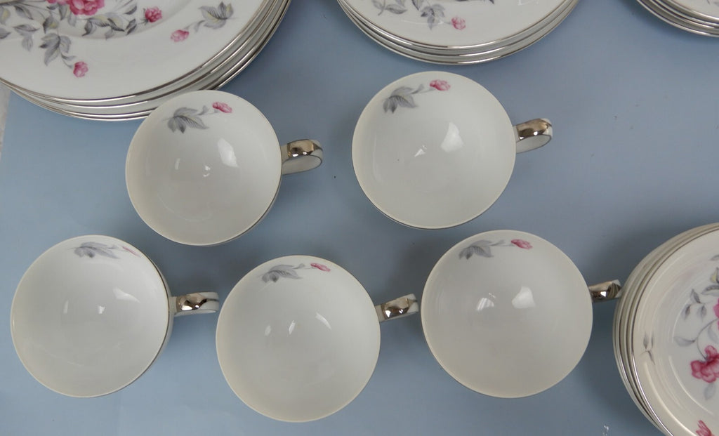 Set of 30 Pc. Vintage Meito Norleans China "Princess" 5 Place Setting NO SAUCERS