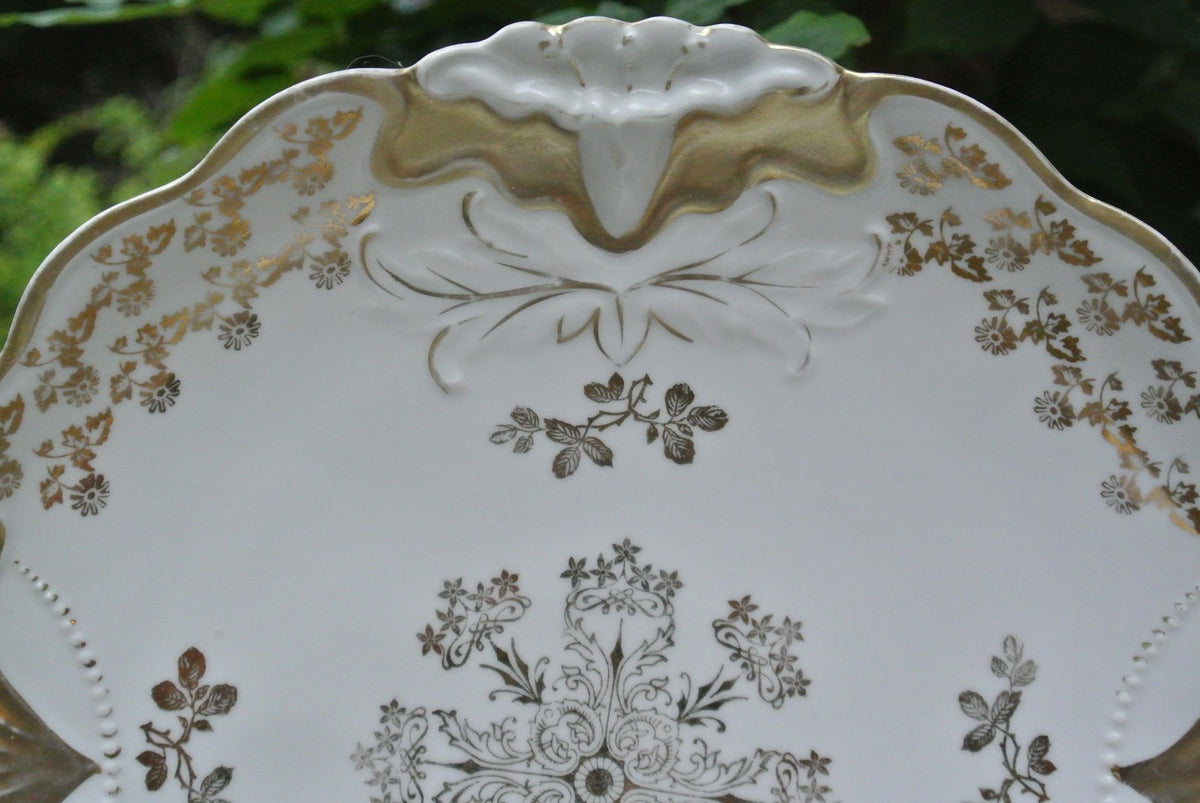 Elegant Decorative Porcelain Display Plate, White & Gold Trim - 11-5/8"