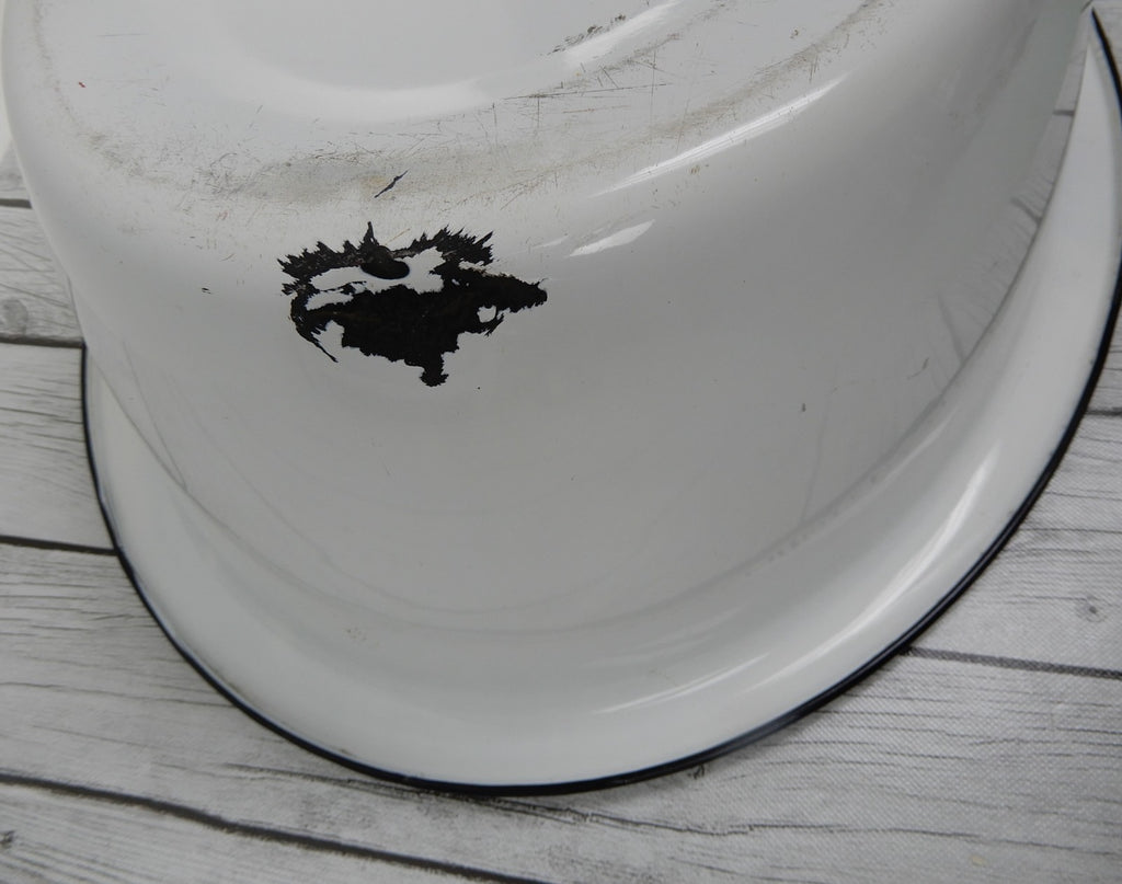 Vintage White Enamelware Oval Basin Wash Tub Bath Planter,Baby Wash 25-1/2" Long