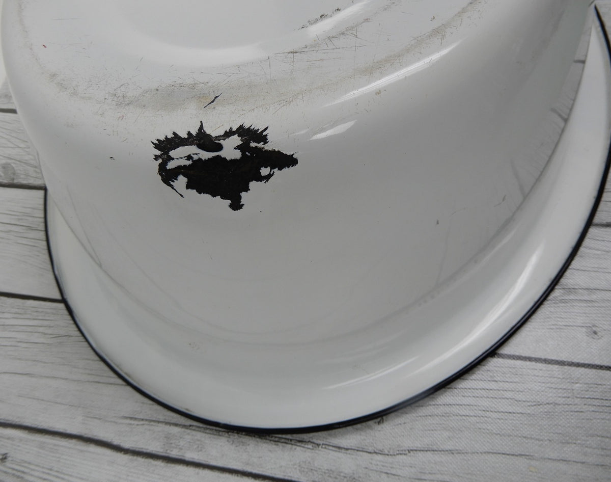 Vintage White Enamelware Oval Basin Wash Tub Bath Planter,Baby Wash 25-1/2" Long