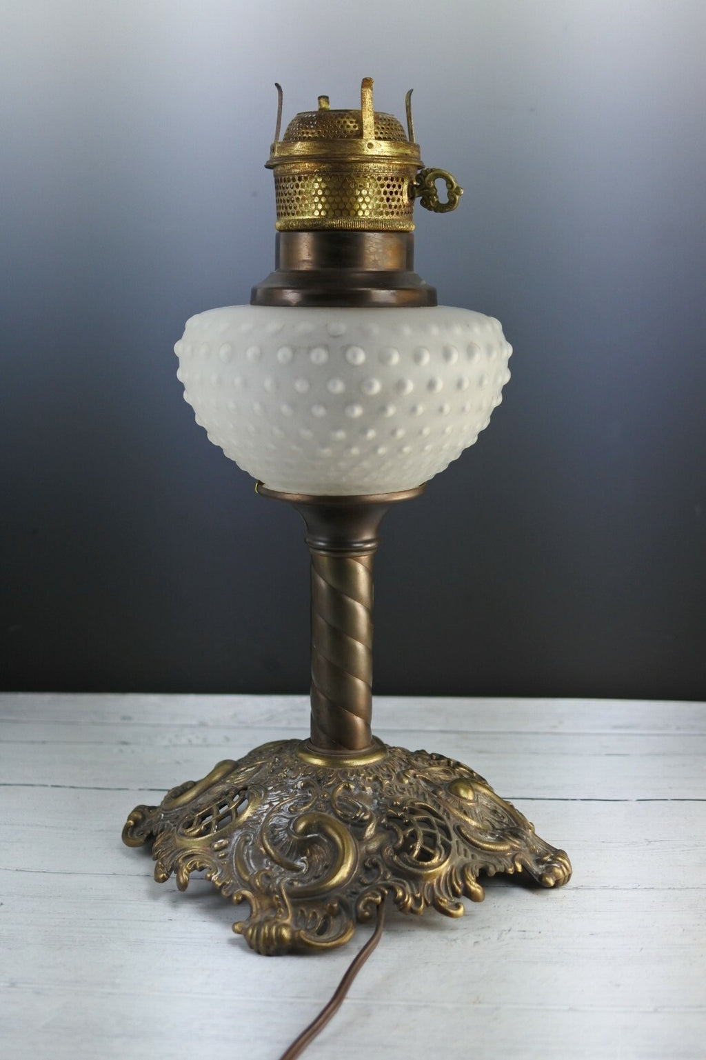 Vintage 3 Way Light  Brass Table lamp S.S. N.Y 125 *No Shade*
