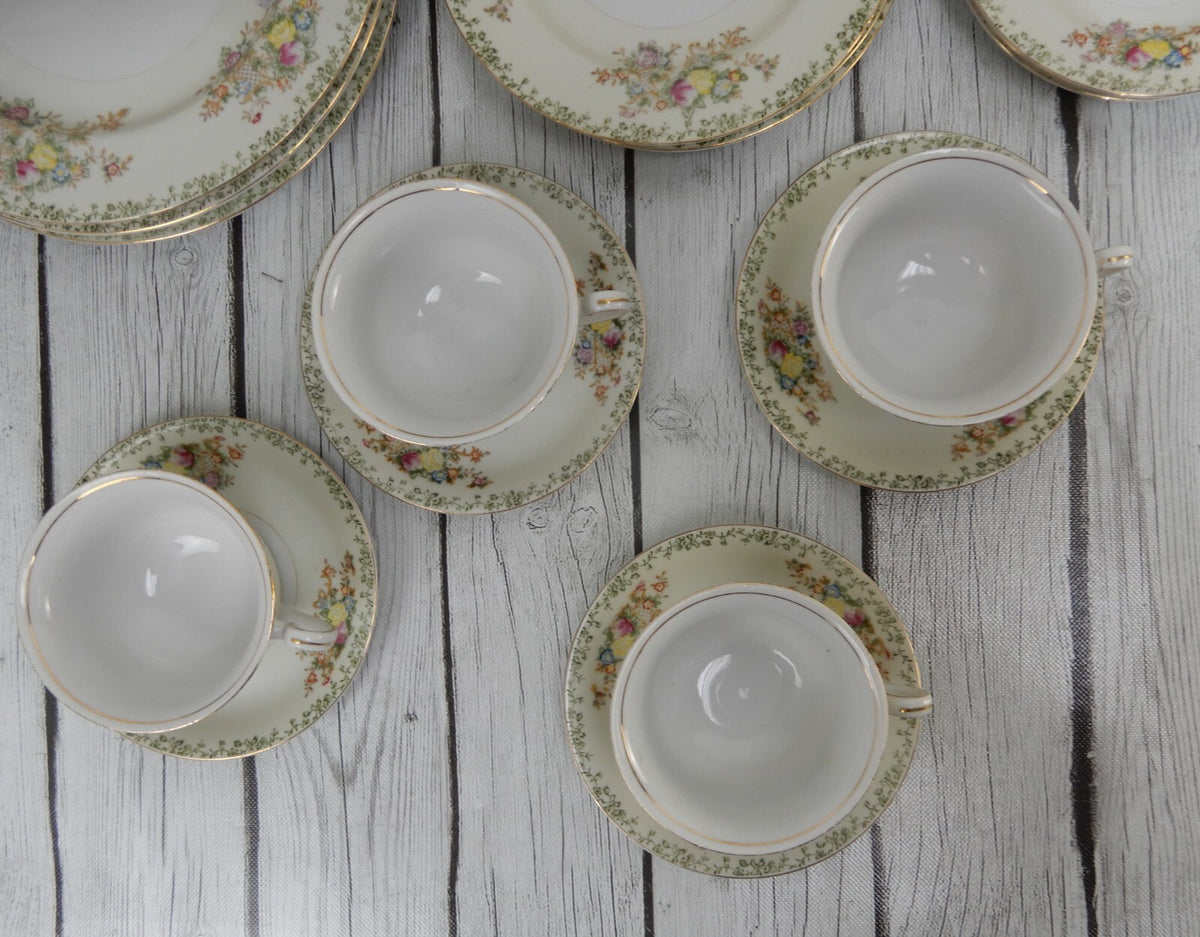 ~28 Pieces 7-Piece 4 Place Setting Regal China Japan with Imperfections