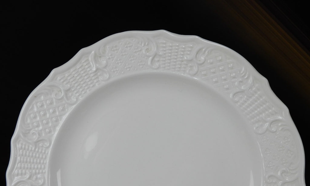 ~28 Pieces 7-Piece 4 Place Setting Canonsburg Pottery American Traditional