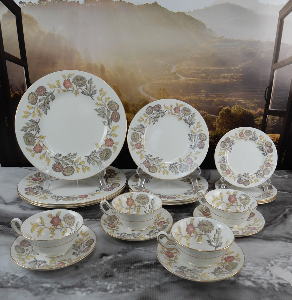 Set of 20 Pieces 4 Place Setting Porcelain Wedgwood Bone China LICHFIELD Pattern