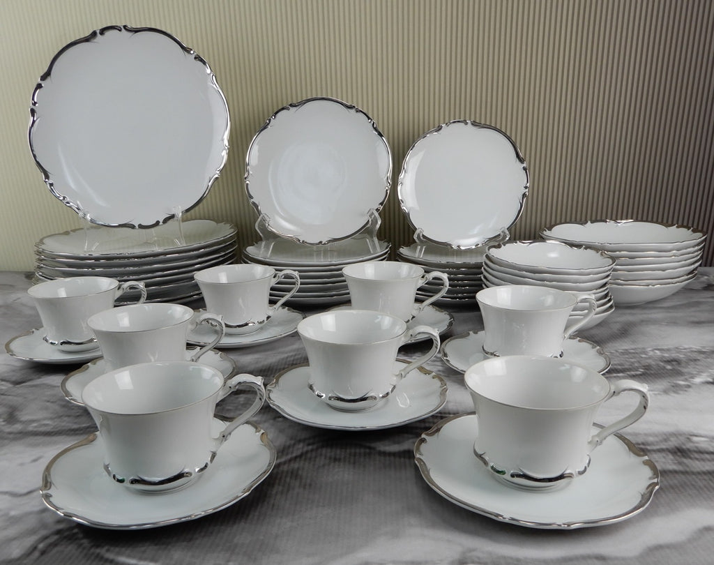 56 Pc 8-Piece 7 Place Setting Harmony House "Starlight" Pattern Made in Japan