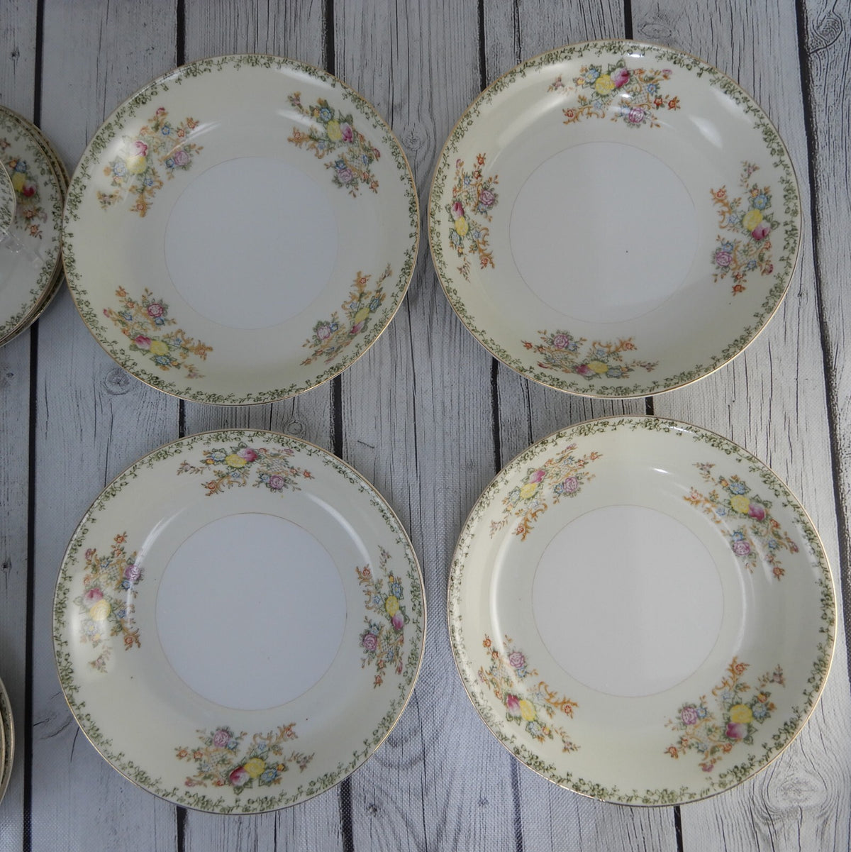 ~28 Pieces 7-Piece 4 Place Setting Regal China Japan with Imperfections