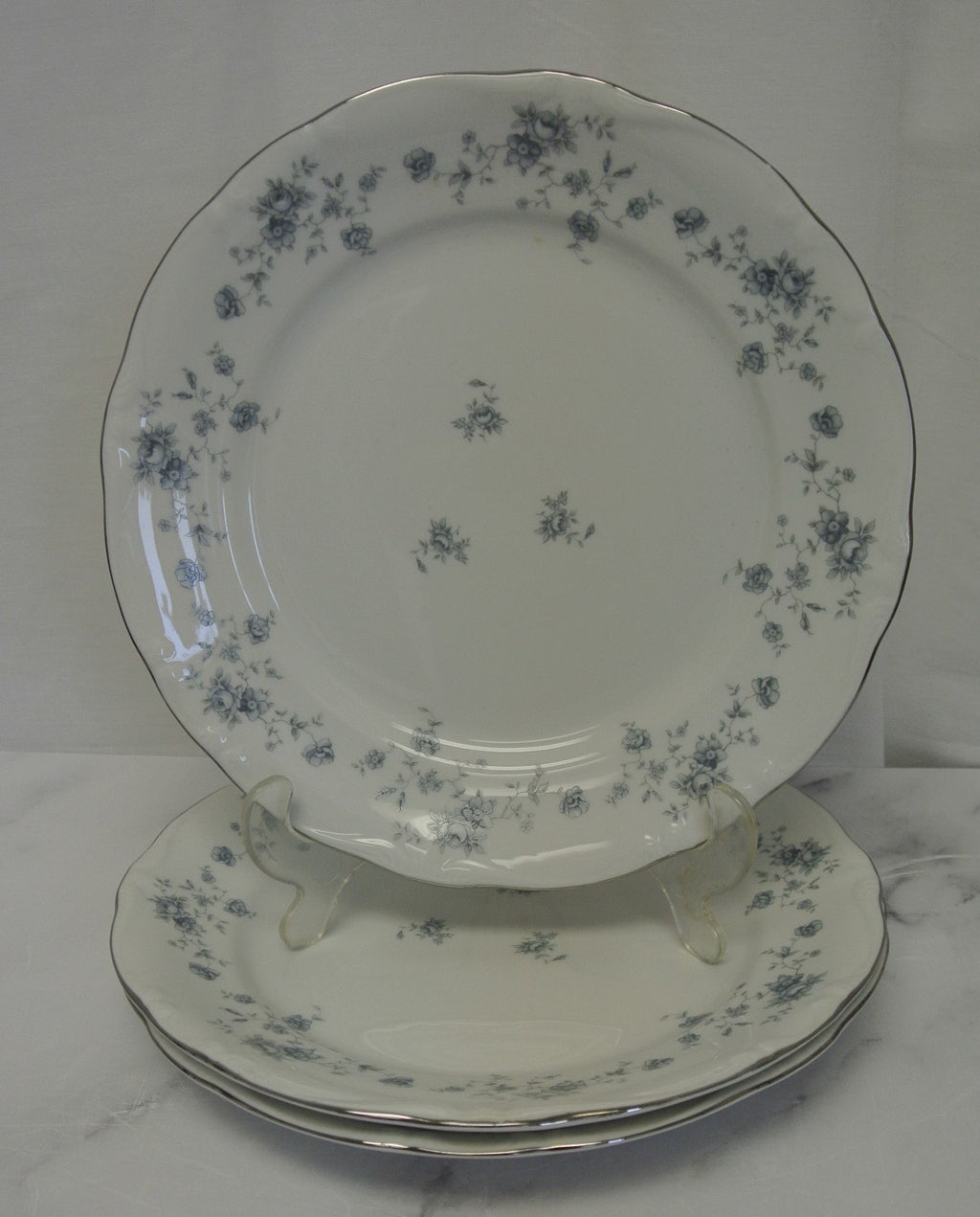 Set of 3 Johann Haviland Blue Garland Bavaria Germany Dinner Plates