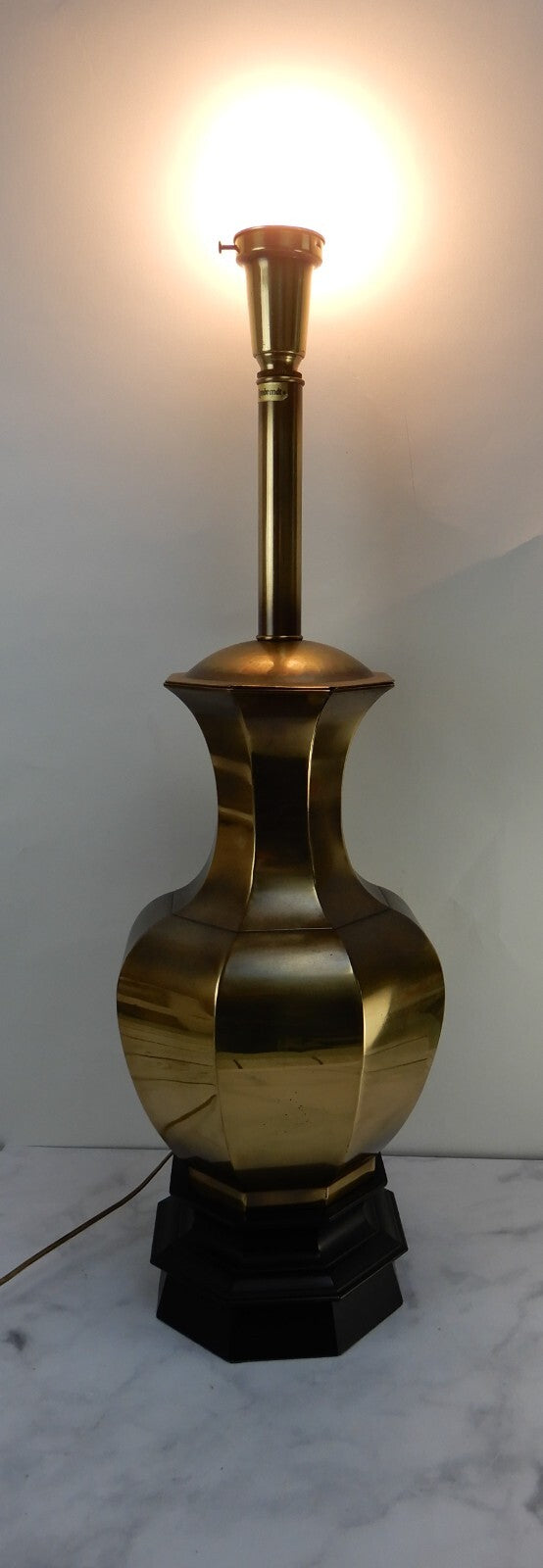 Vintage Rembrandt Lamp Co. Brass Octagon Ginger Jar Table Lamp 31-1/2" High