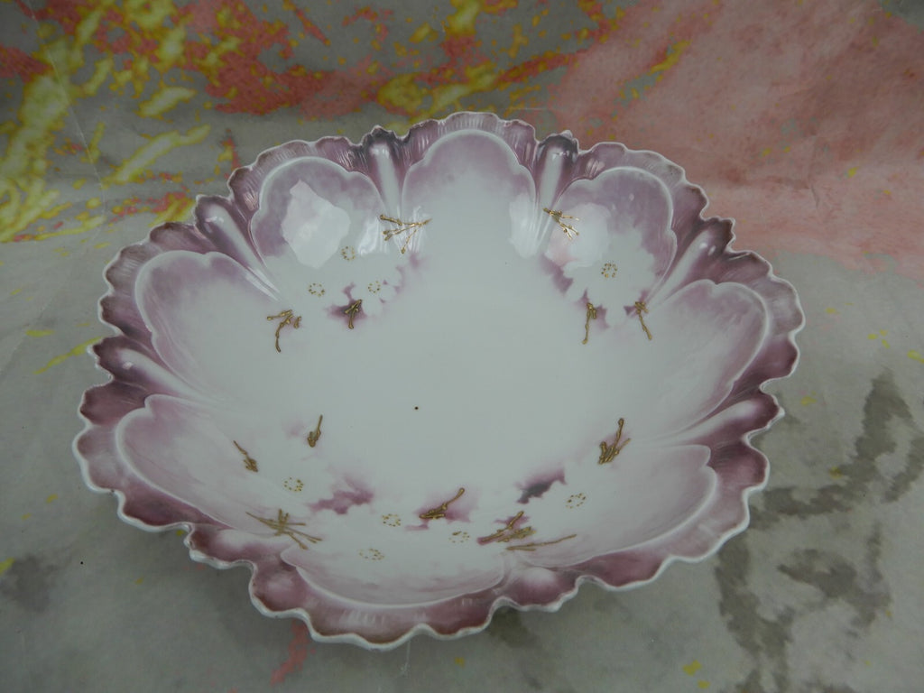 Old Red Mark 1900s Reinhold Schlegelmilch R.S. Prussia"Surreal Dogwood" Bowl