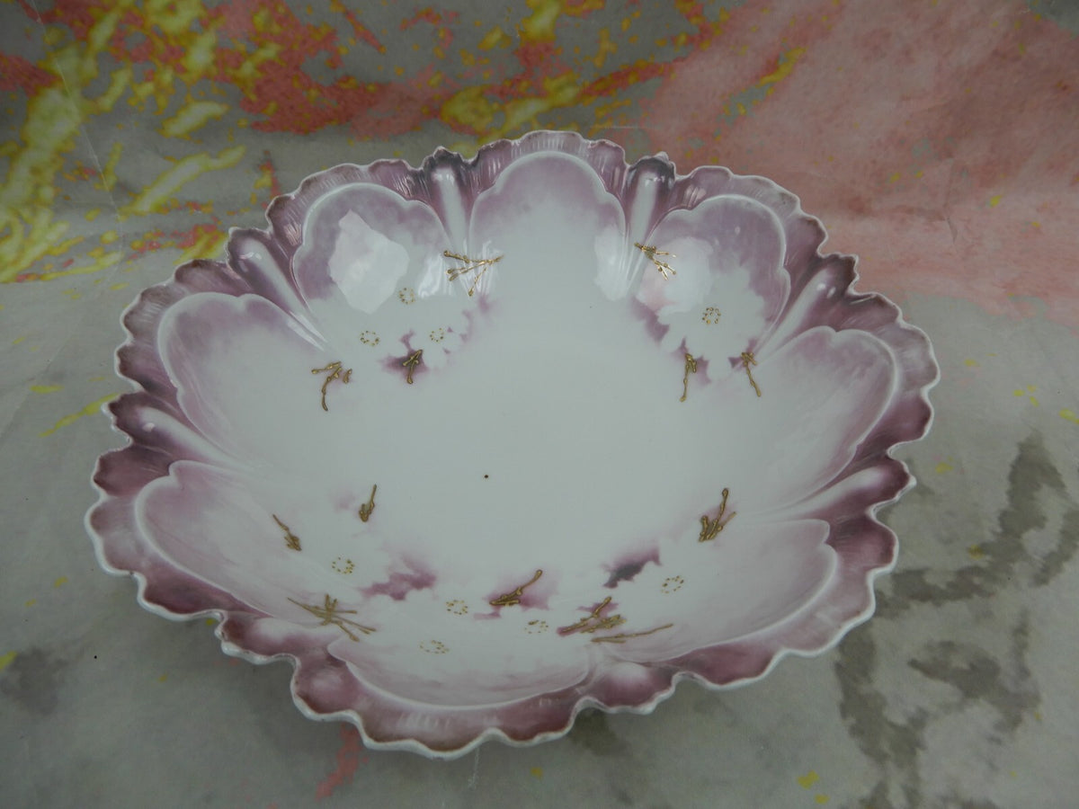 Old Red Mark 1900s Reinhold Schlegelmilch R.S. Prussia"Surreal Dogwood" Bowl