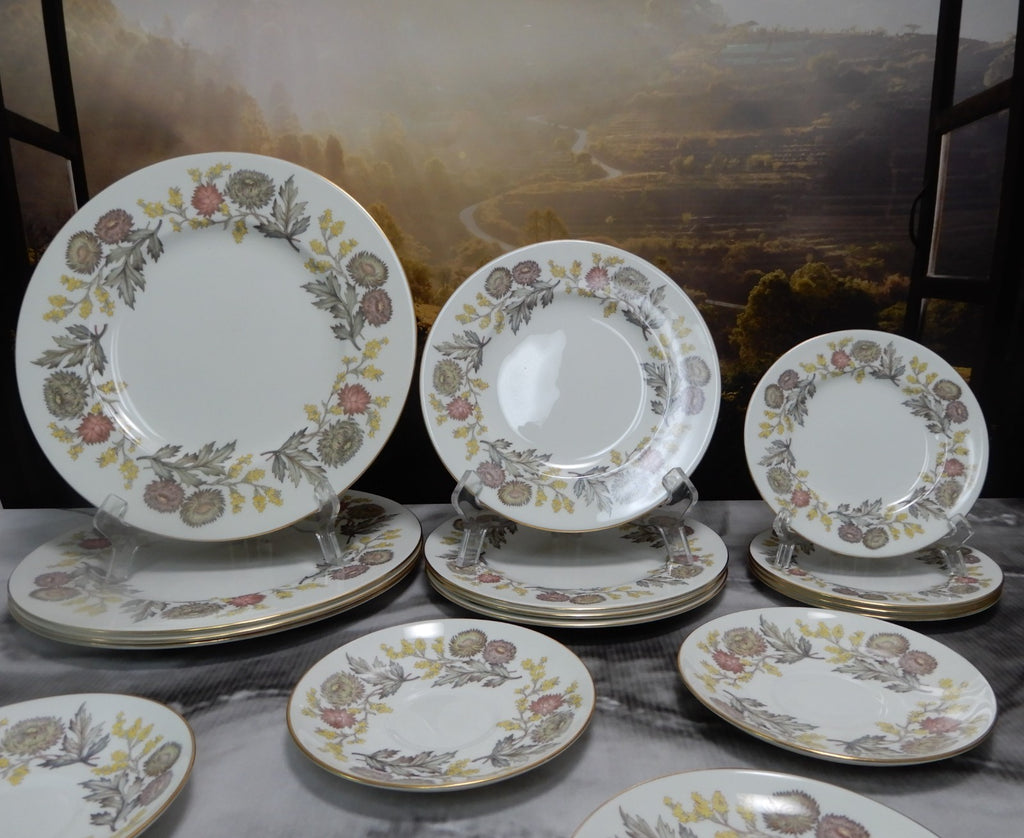 Set of 20 Pieces 4 Place Setting Porcelain Wedgwood Bone China LICHFIELD Pattern