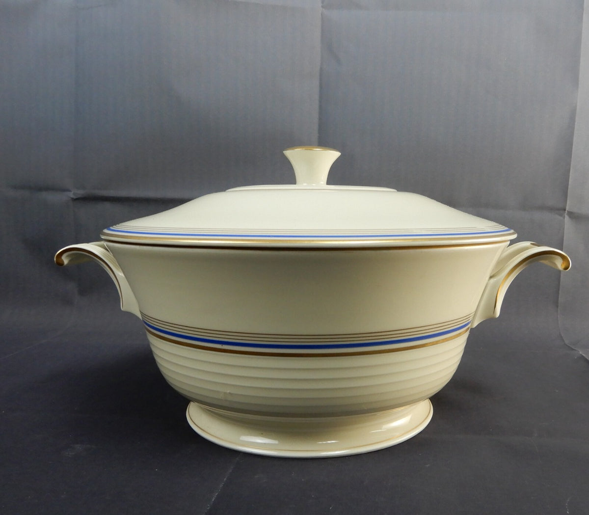 Vintage Eamag Schönwald Bavaria Gold and Cobalt Blue Rim Soup Tureen