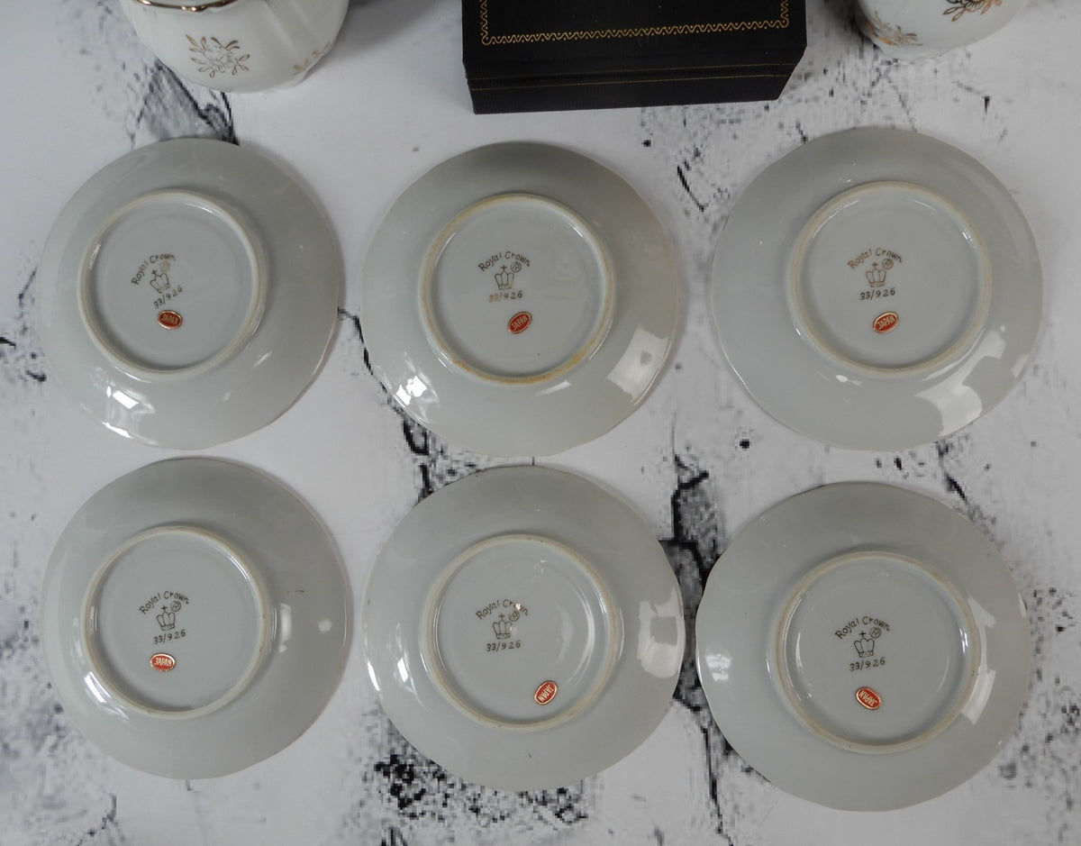 Small Vintage Royal Crown Japan 15 Pc Porcelain Tea Set White Gold Floral 33/926