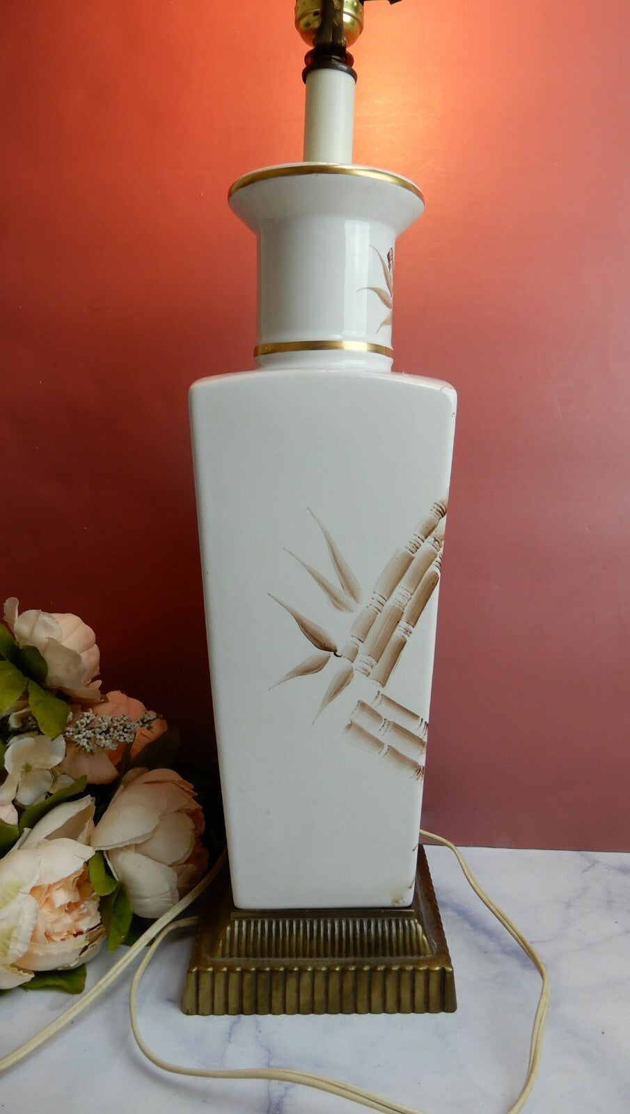 Vintage 3 Way Light Ceramic Table Lamp with Japanese Geisha Design