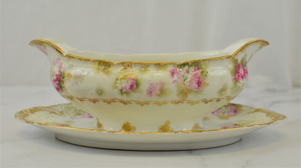 GDA-France Haviland Limoges Toronto Winnipeg Pattern Gravy Boat