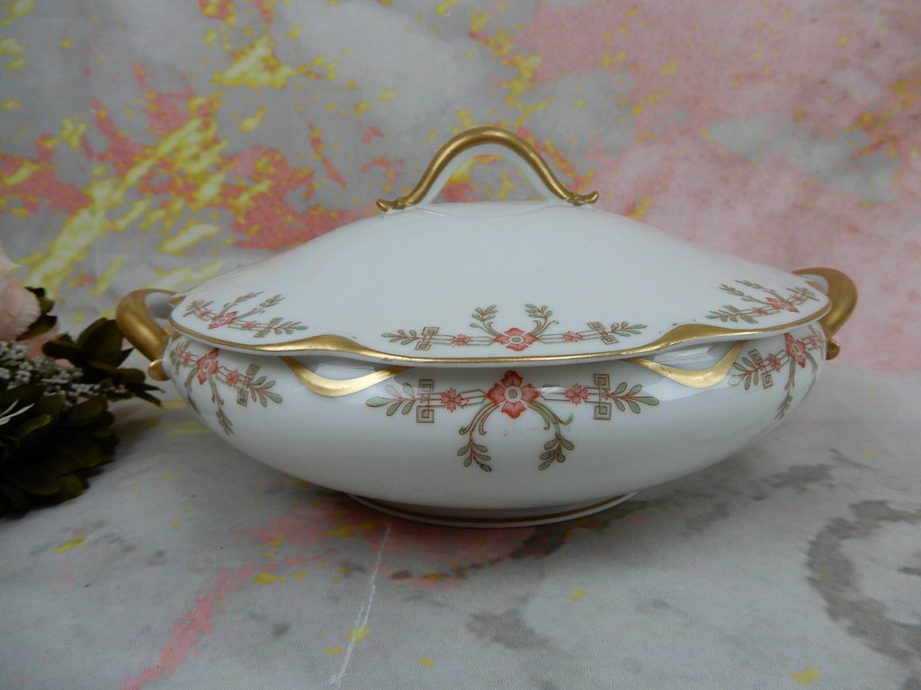 Vintage Haviland Limoges Schleiger 580 Pattern Lidded Vegetable Bowl