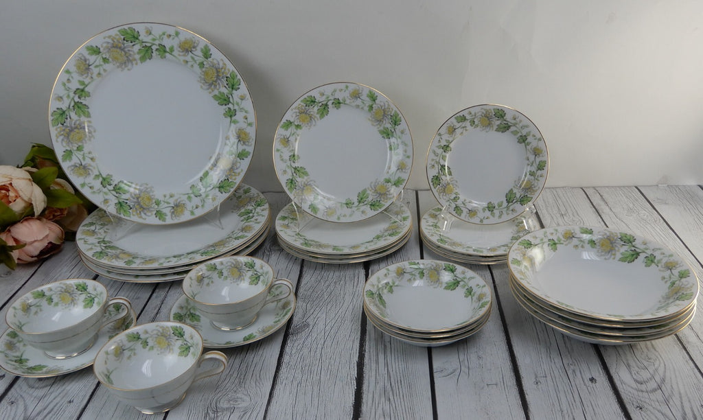24 Piece Noritake Floral "Stanford 5220"