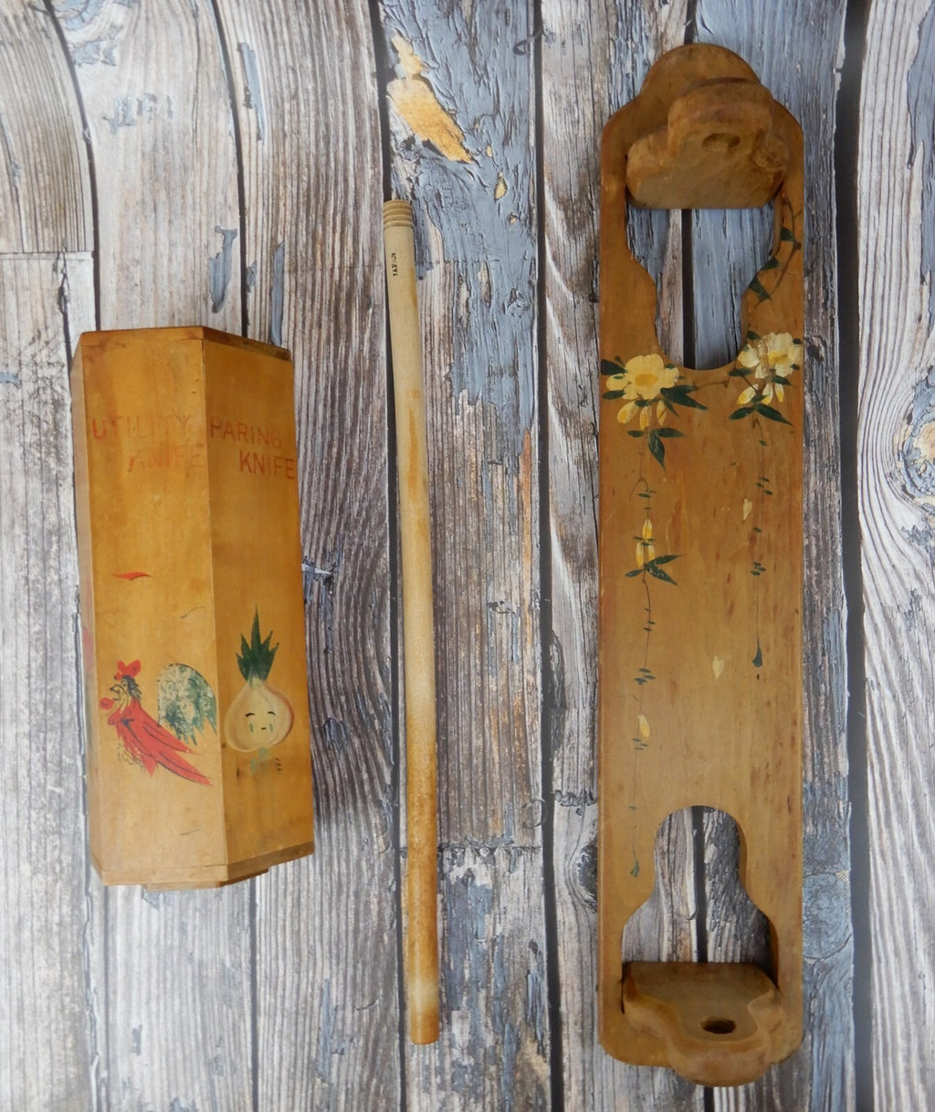 Vintage Wood Knife Holder Rack Wall Mount Kitchen Roosters & Chef Made in Japan