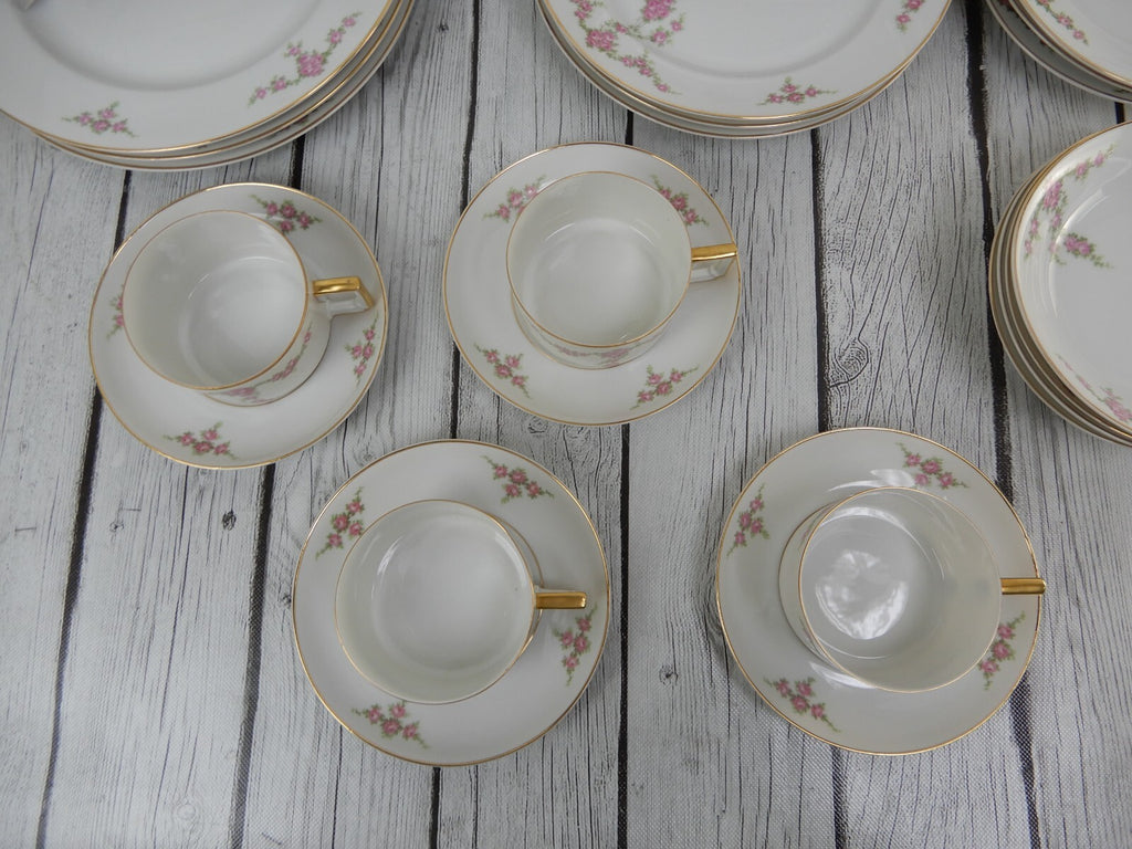 32 Pieces 8-Piece 4 Place Setting Heinrich H&Co Bavaria "Rosalinda" Pink Flowers