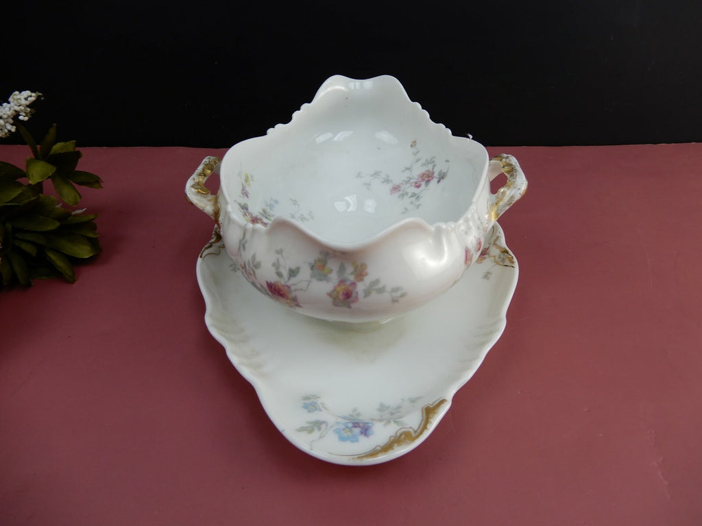 Theo Haviland Limoges France Porcelain Gravy Boat Saint Cloud