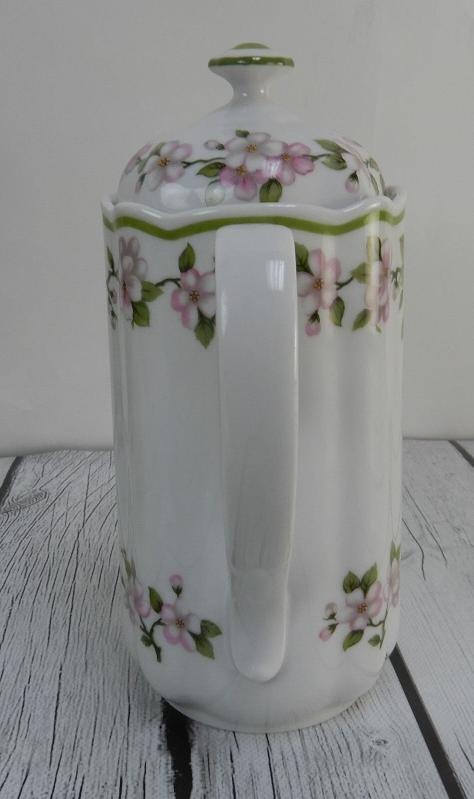 Vintage Seltmann Weiden Bavaria Gloria 26648 Coffee Pot