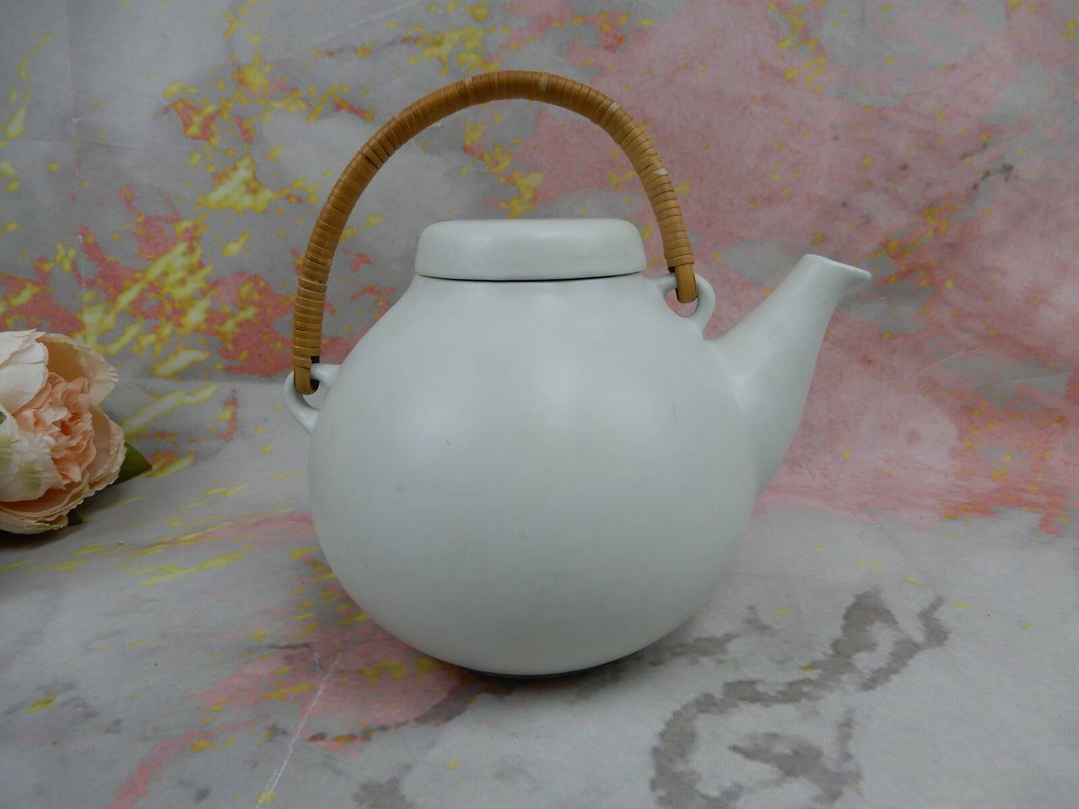 "Ahola" Arabia Finland Teapot by Ulla Procope, Hand Painted by Hilkka Liisa