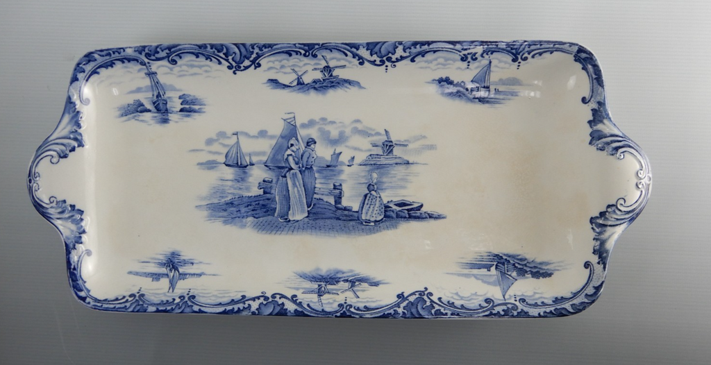 Antique Wedgwood "The Hague" Handled Sandwich Tray