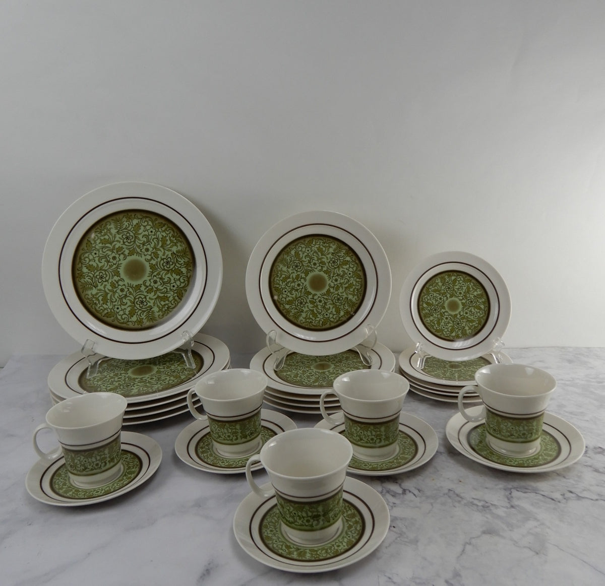 25 Pc 5-Piece 5 Place Setting Noritake Expression China Japan "Moon Valley" 7044