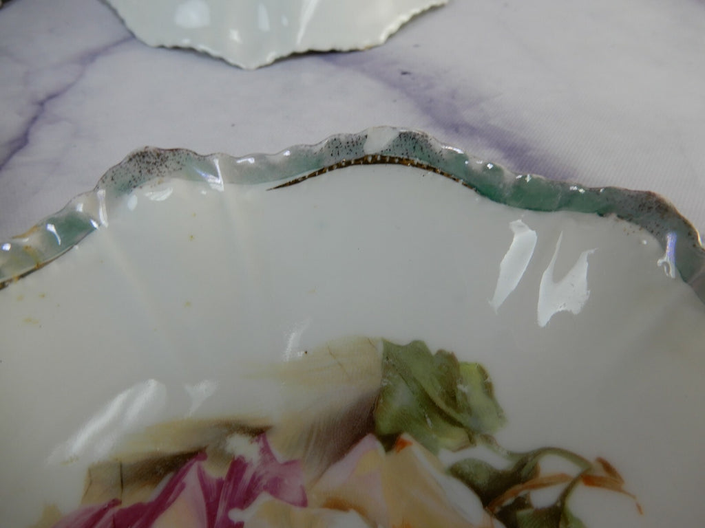 Set of 4 RS Prussia Irridecent Bowls with Roses