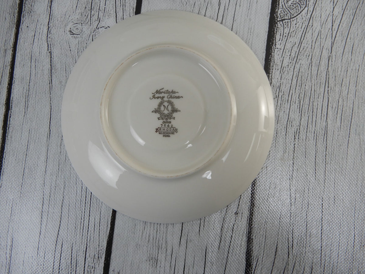 19 Pieces of Noritake Ivory China "7542 Rhoda Rose"