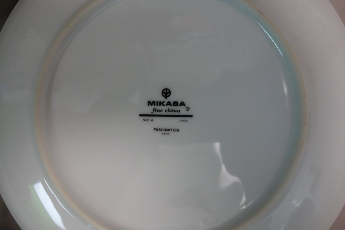 Set of 5 Pc Salad Plates Mikasa Platinum Fascination Pattern Made in Japan