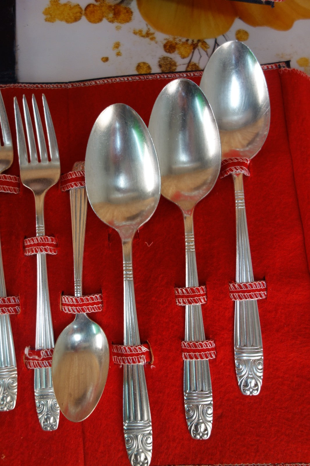 50 Pc. of Vintage Wallace Harmony House Danish Queen AA+ Pattern