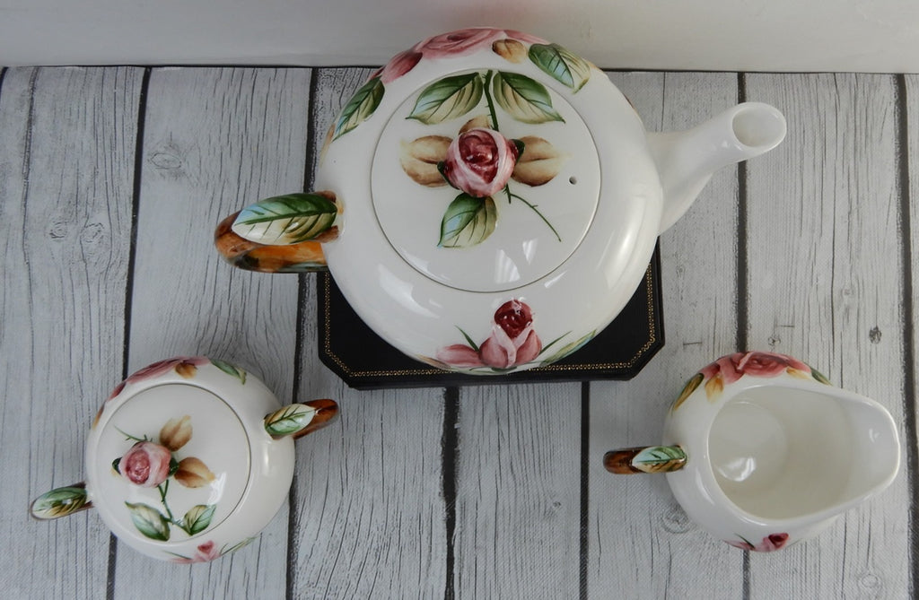 Vintage Lefton Americana Regal Rose Set of Tea Pot ,Sugar Bowl and Creamer