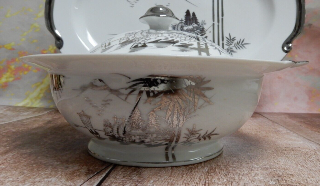 Kutani NS China Hand Painted Round Lidded Vegetable Bowl