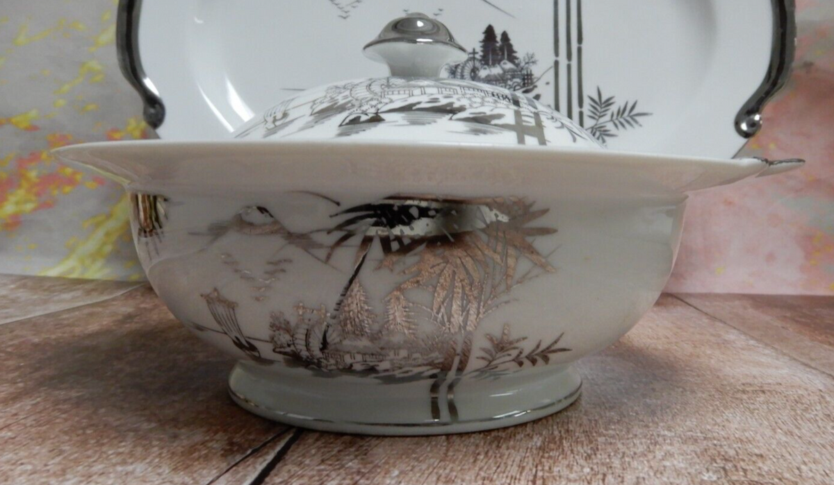 Kutani NS China Hand Painted Round Lidded Vegetable Bowl