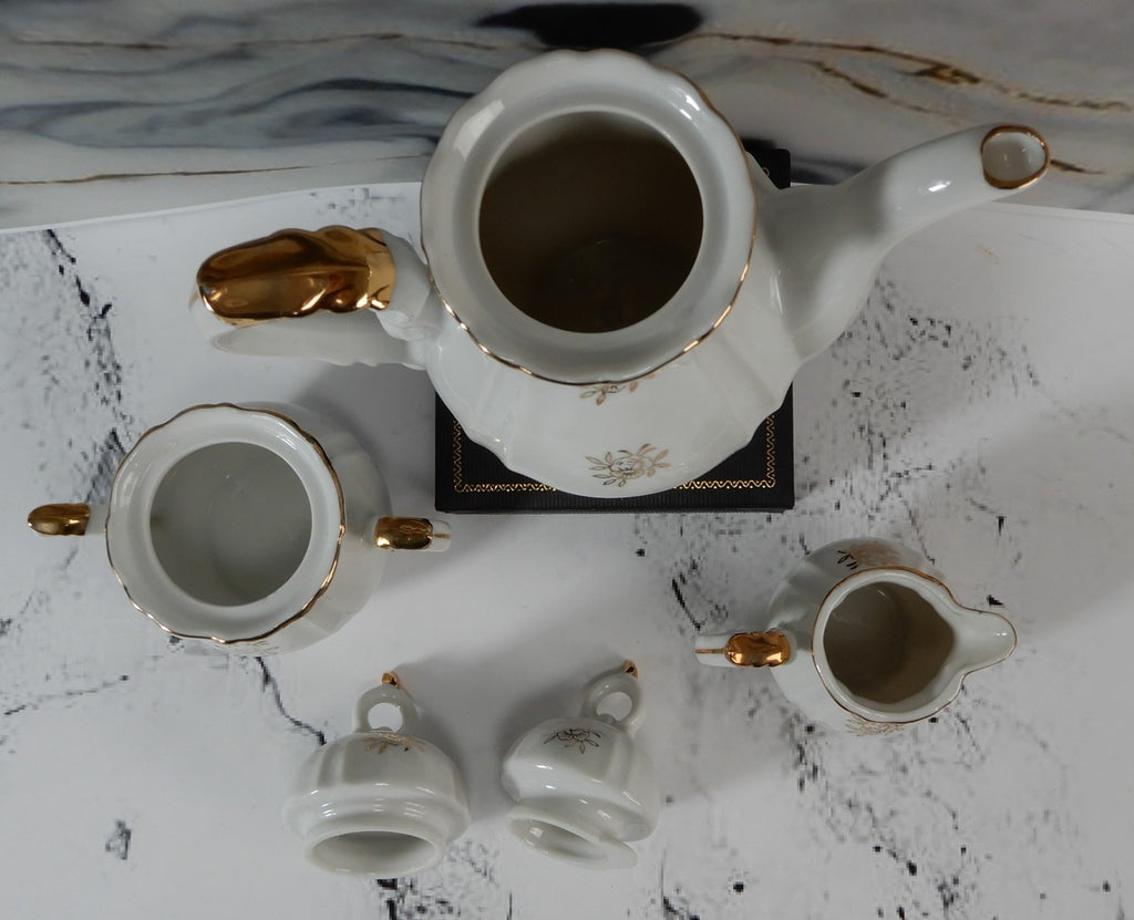 Small Vintage Royal Crown Japan 15 Pc Porcelain Tea Set White Gold Floral 33/926