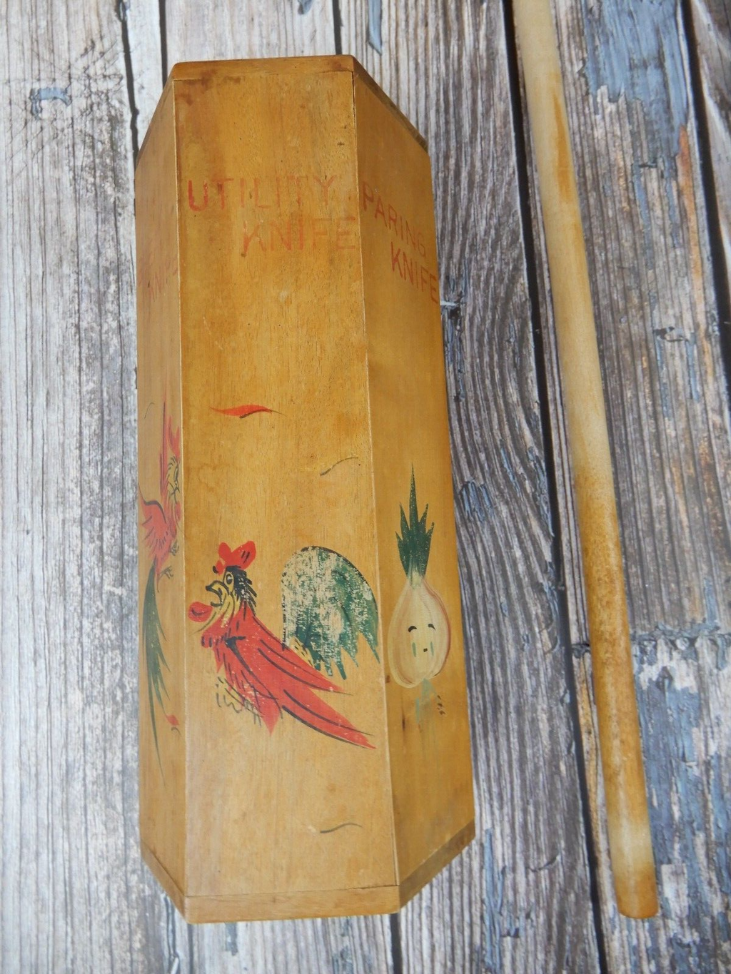 Vintage Wood Knife Holder Rack Wall Mount Kitchen Roosters & Chef Made in Japan