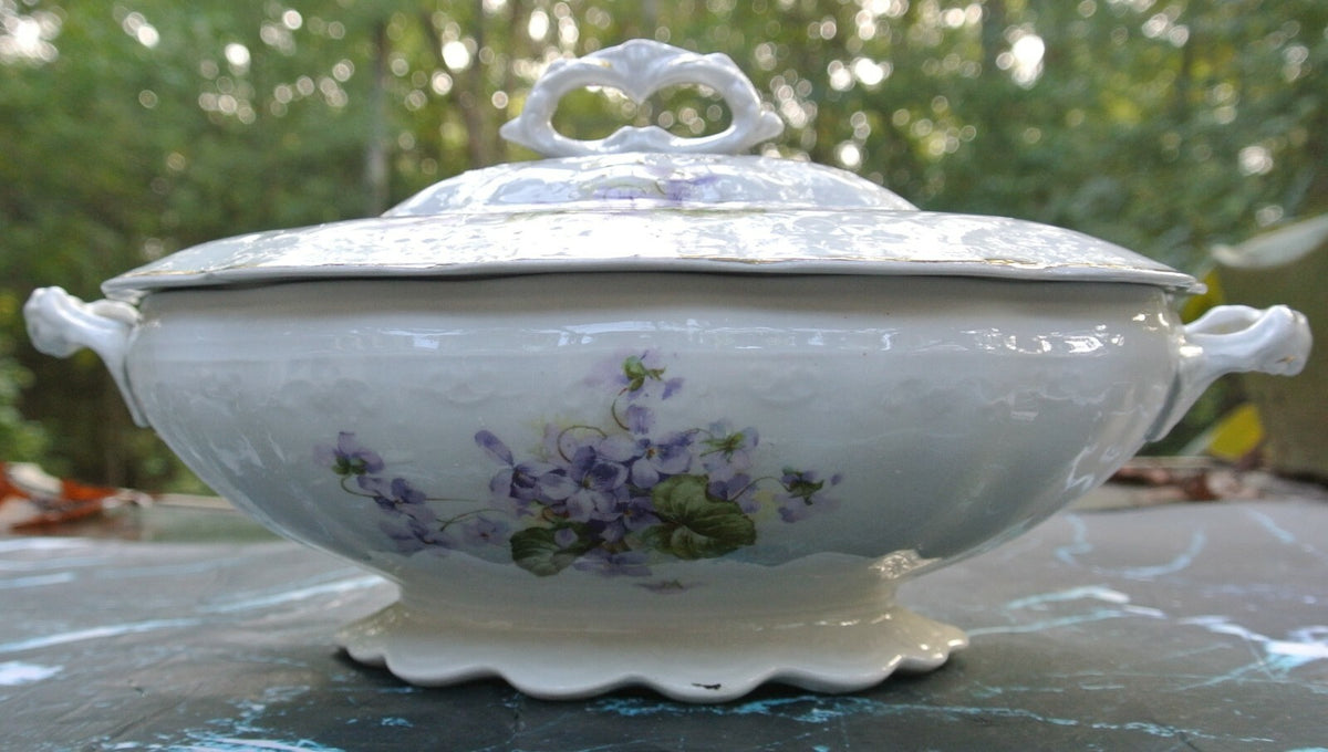 The Wellsville China co. Ohio with Purple Flowers Soup Tureen
